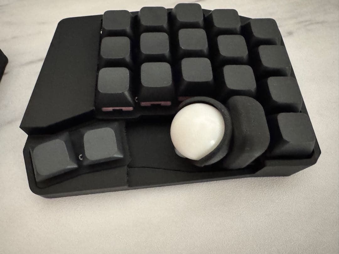 【新品】keyball39 ケースマウント構造lofree HADES