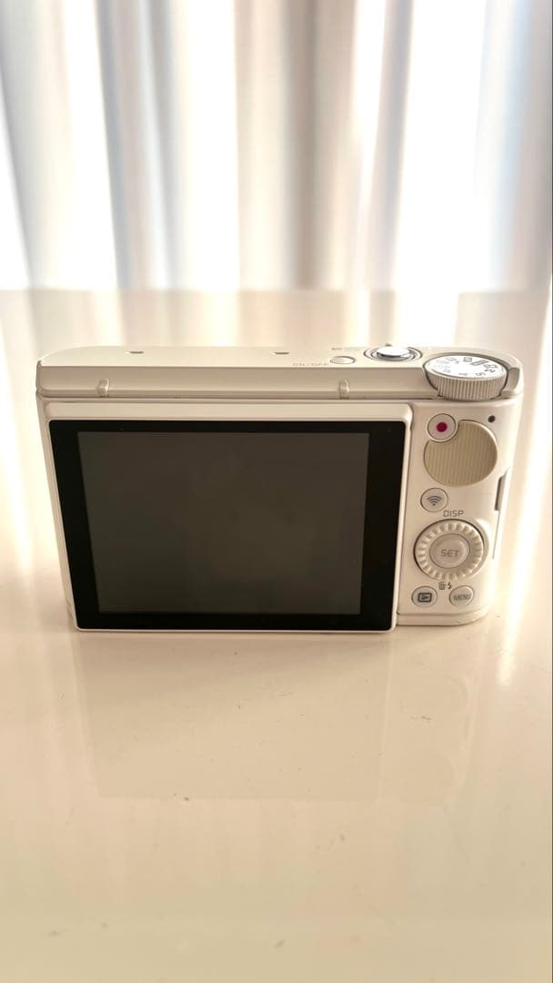 EX-ZR4100 ホワイト エクシリム　wifi対応　カシオ　EXILIM