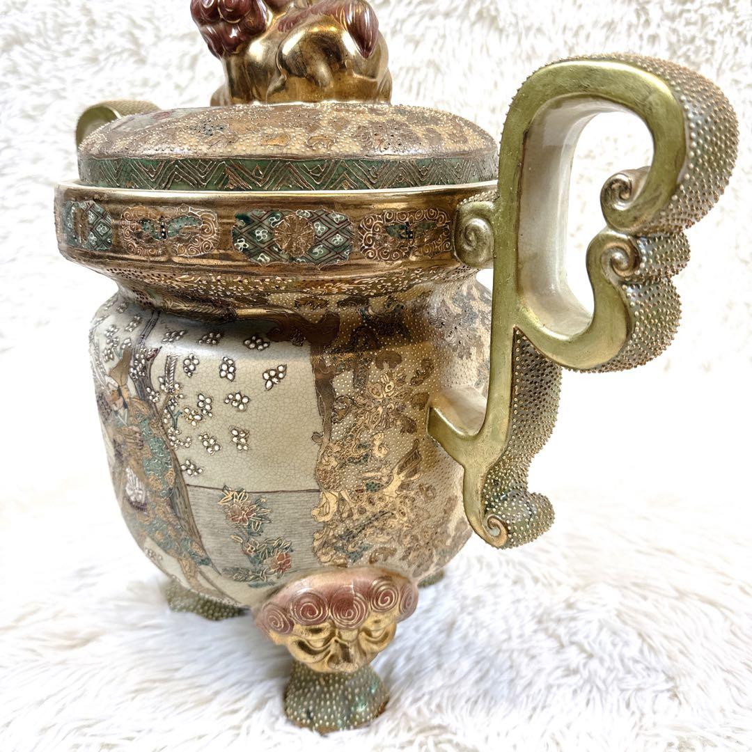 薩摩焼　絢爛豪華　金彩手　公家絵伝文　唐獅子足　古薩摩　大香炉　高さ39cm