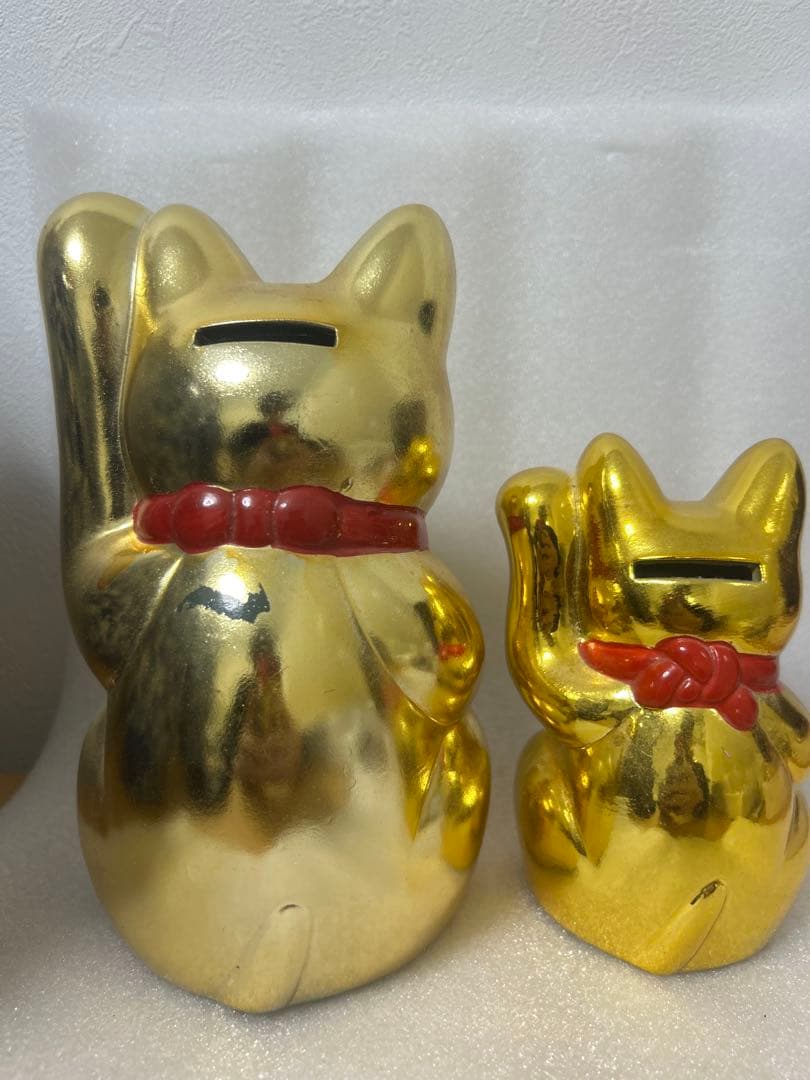 金色 招き猫 大小セット　陶器製
