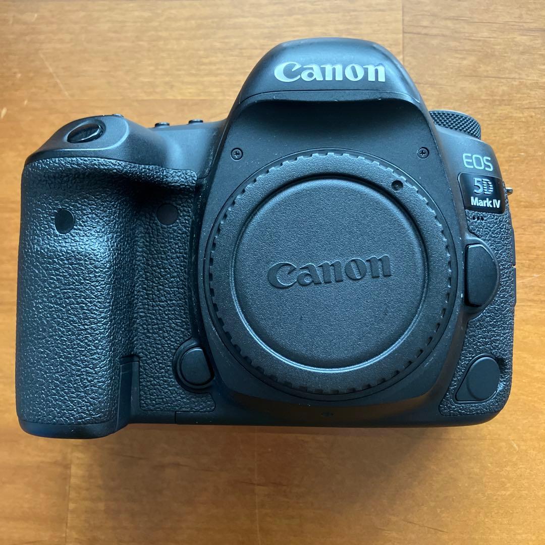 Canon EOS 5D Mark IV 本体　+ バッテリーグリップセット