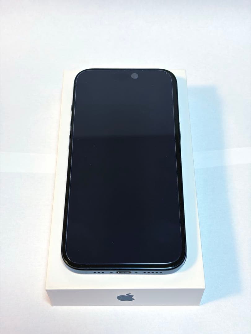 [期間限定価格］Apple iPhone 15 ブラック simフリー