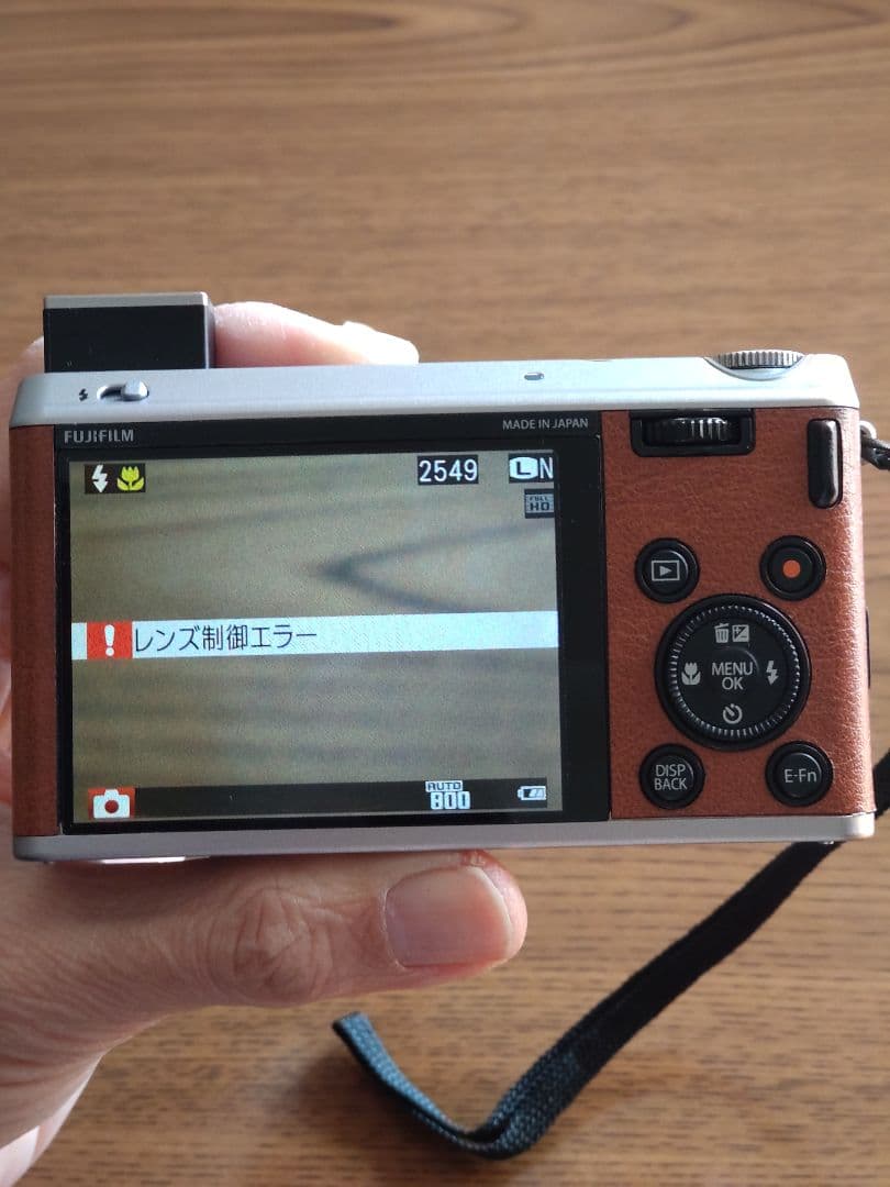 XF1 Fujifilm コンパクトデジタルカメラ（ジャンク）