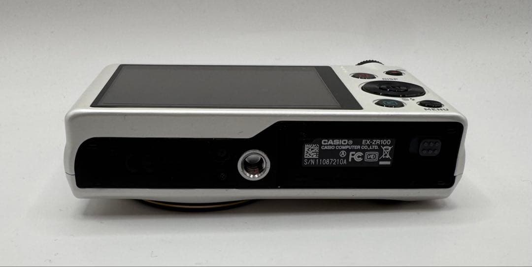 CASIO カシオ EXILIM EX-ZR100 コンパクトカメラ