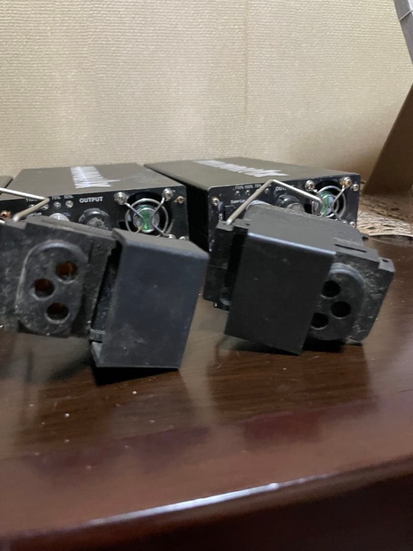 3点点200w&100wに変えられる NanoluxOG 600WBallast