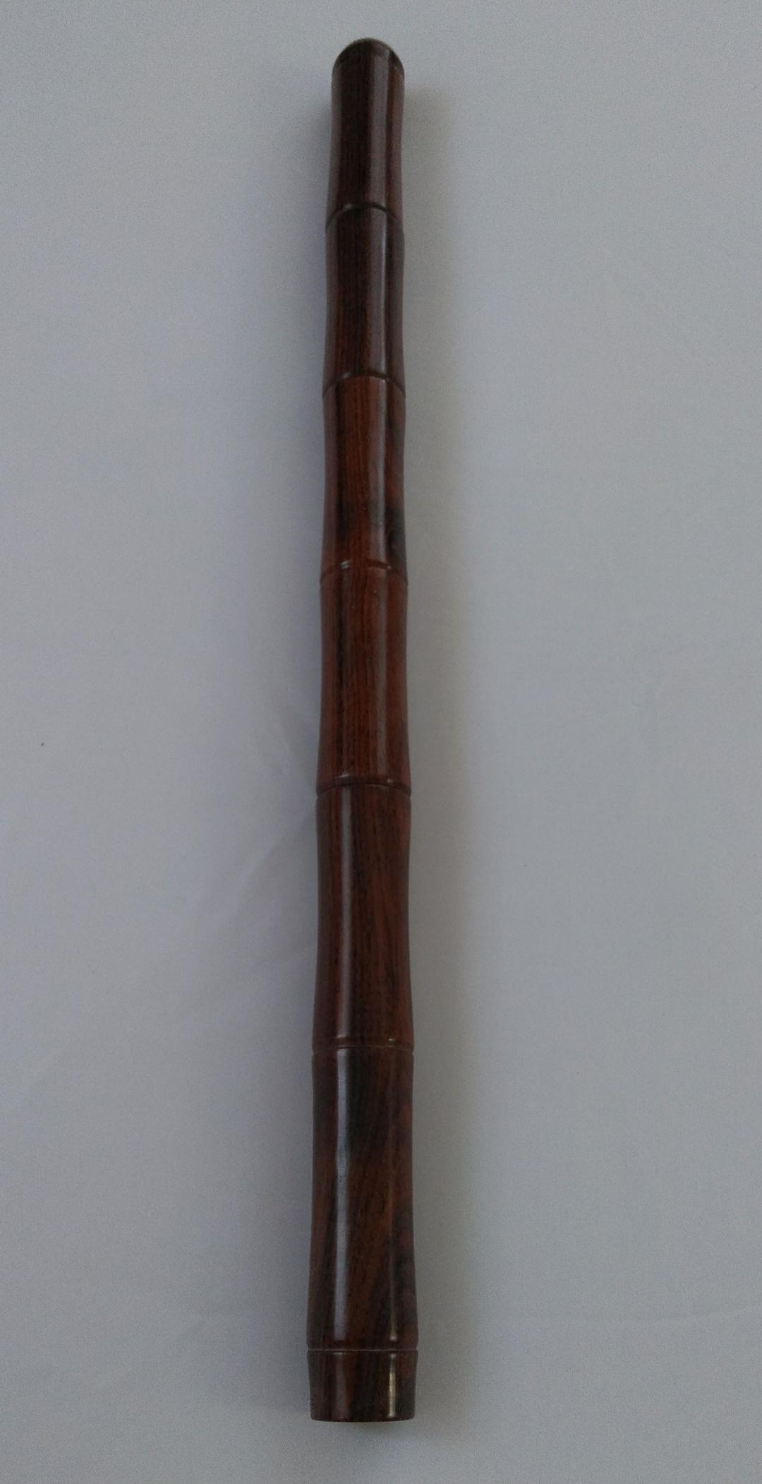 (値下げしました1)黒檀自在型携帯線香筒(竹様)