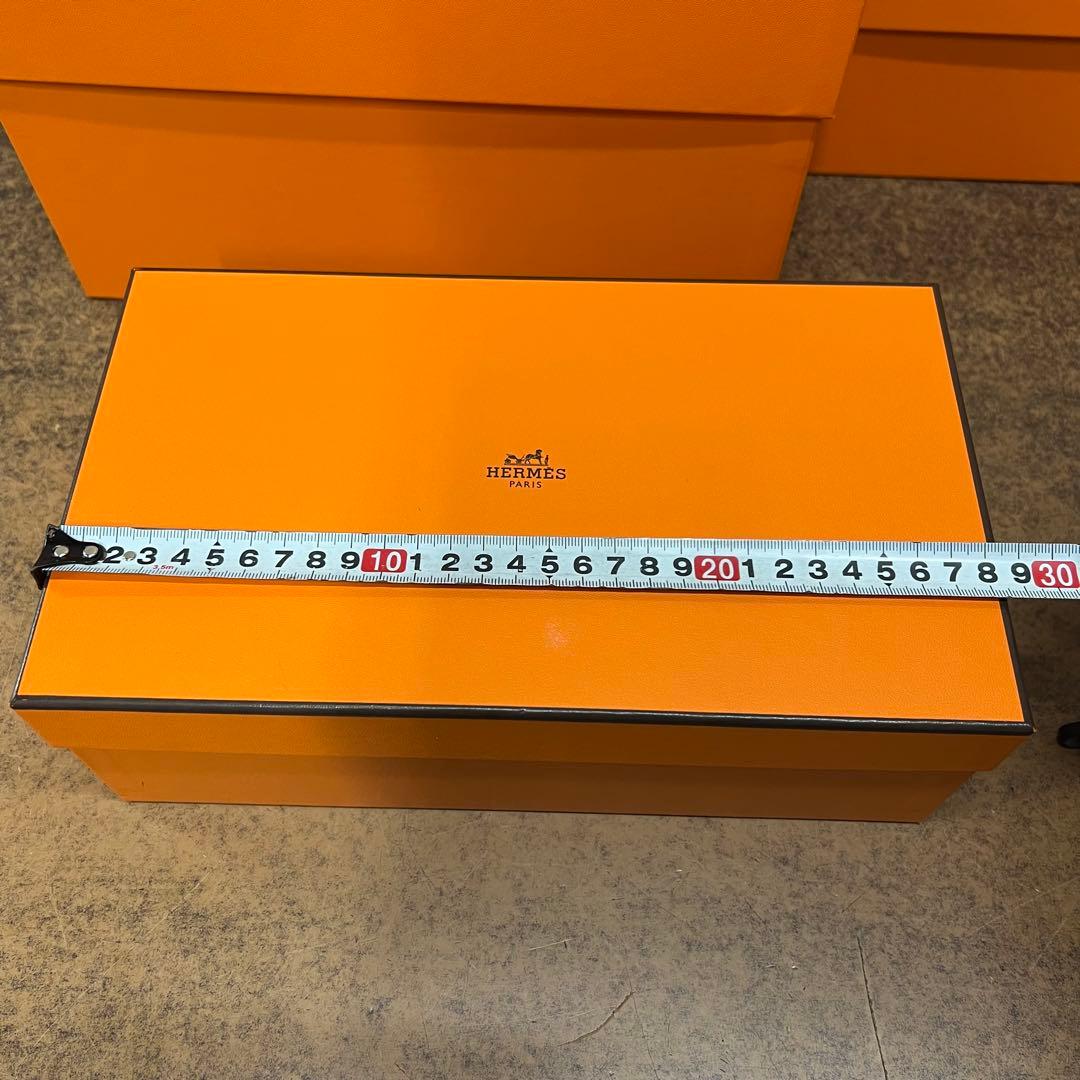 プ*読様 E4【used】HERMES 空箱　特大　リボン　ボックス　ピコタン？