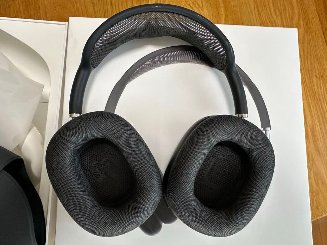 AirPods Max スペースグレー ブラック本体　国内正規店購入　送料込み