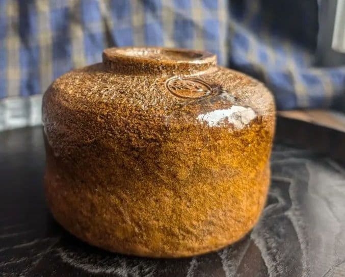 大樋焼　茶碗　春日山窯　開発文明作　共箱、布あり