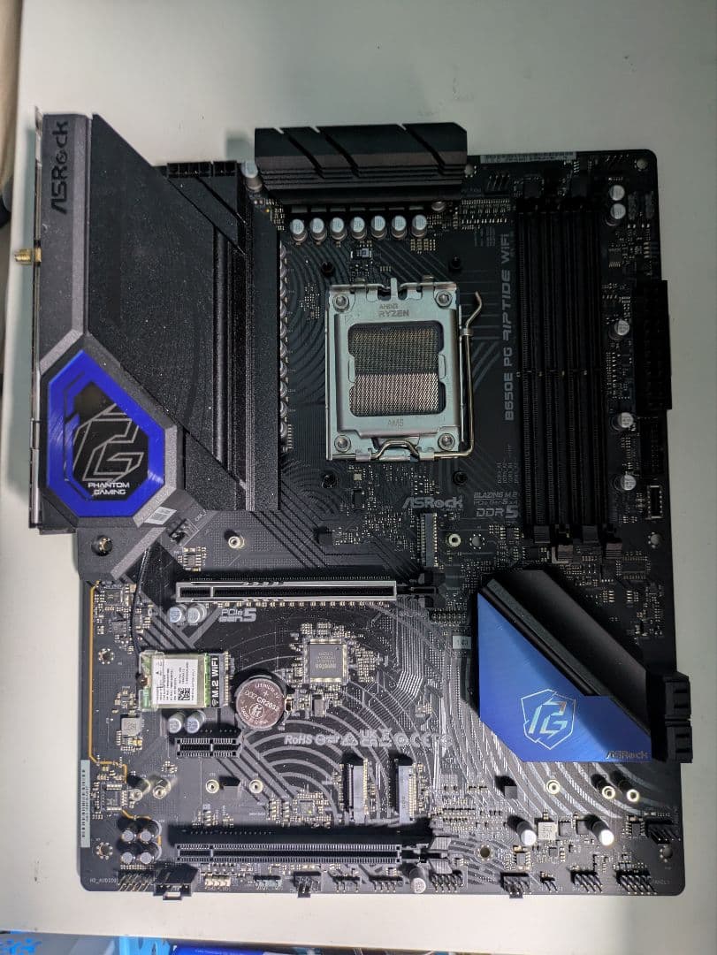 ASRock マザーボード B650E PG Riptide WiFi AM5