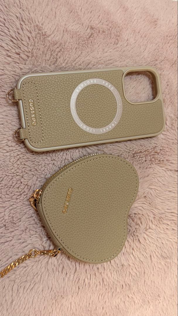 CUSTYPE★iPhone17★グレージュ★ハートポーチ★ハートショルダー