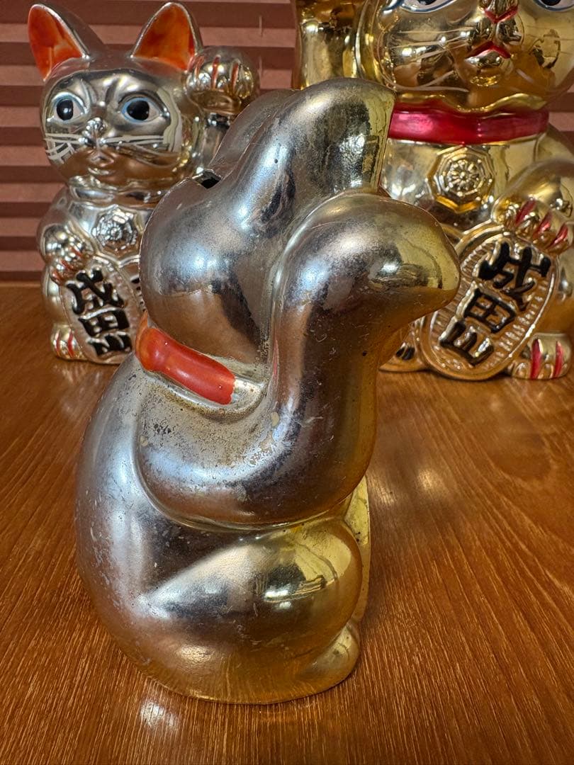 招き猫　貯金箱　成田山　小判持ち猫　金　大中小　3点　レトロ　古い　縁起物