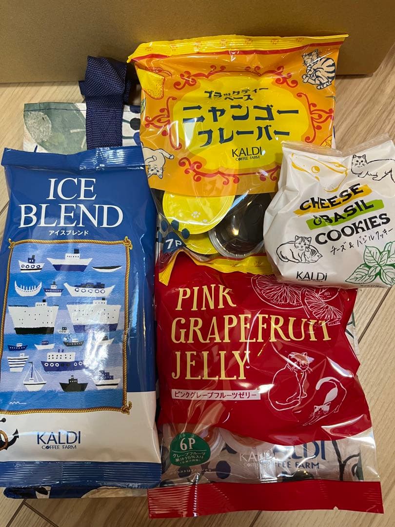 カルディ　ネコバックプレミアムセット　抜き取りなし。アイスブレンドコーヒー
