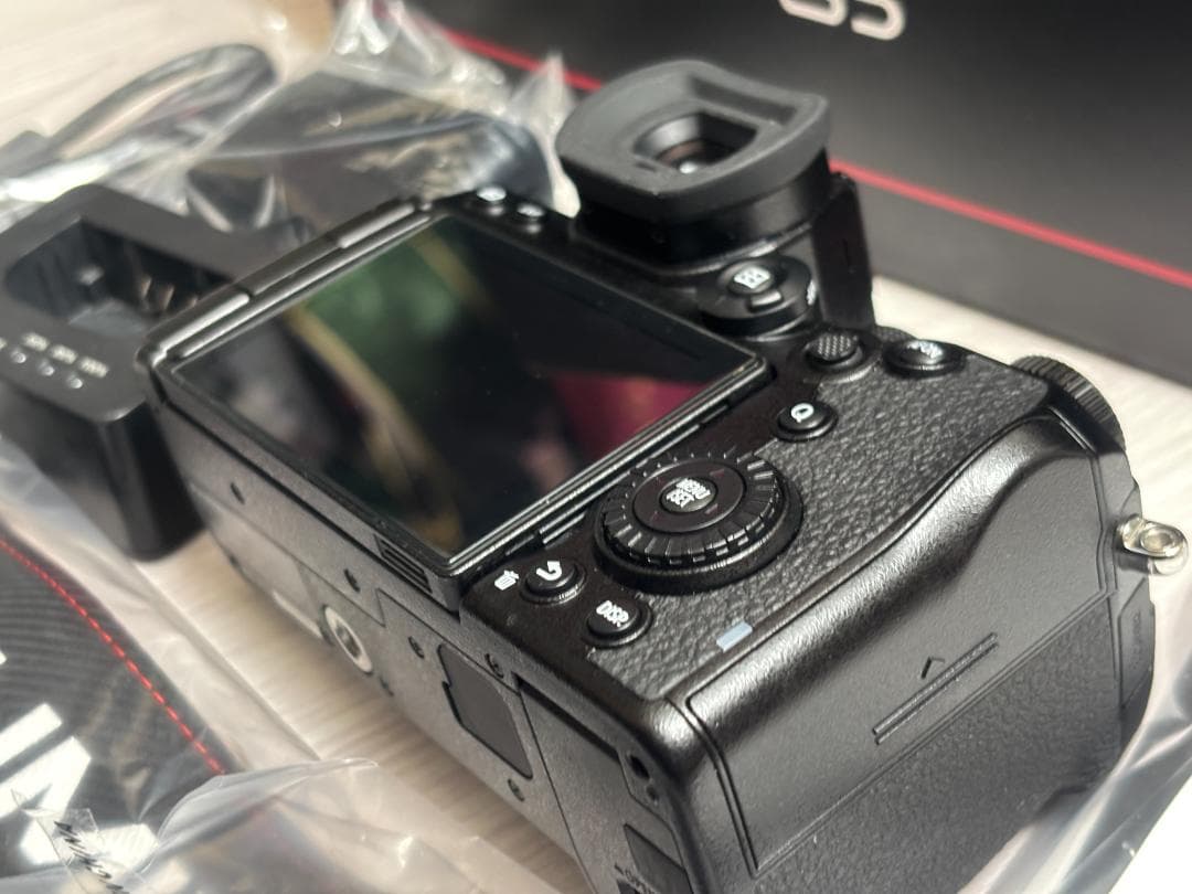 Panasonic LUMIX S5 DC-S5-K ミラーレス一眼カメラ
