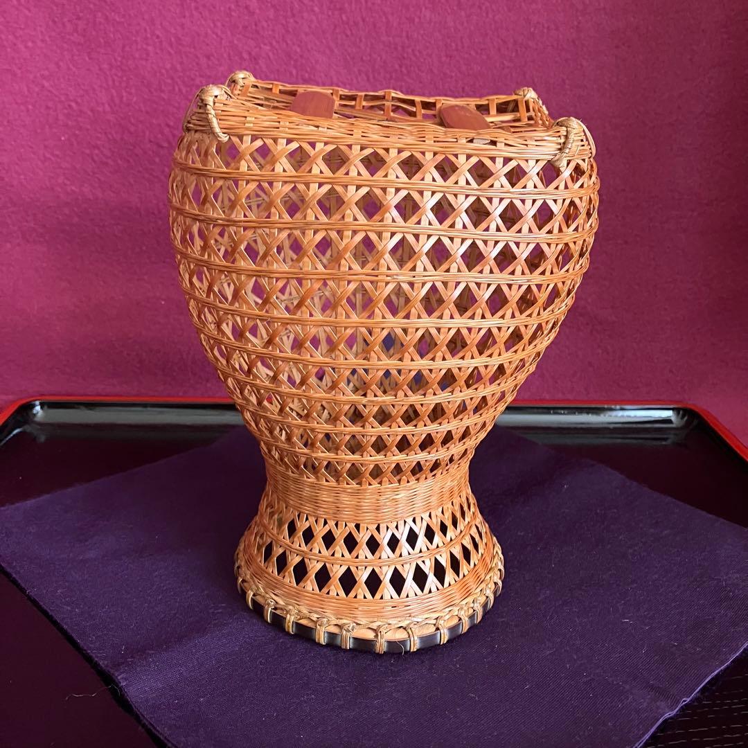 茶道具 竹工芸師小倉宗明作 びく形掛籠花入(びく籠)