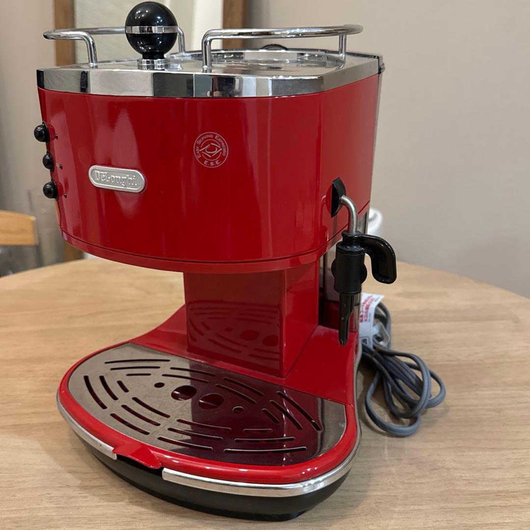 デロンギ　エスプレッソ、カプチーノメーカー　ECO310