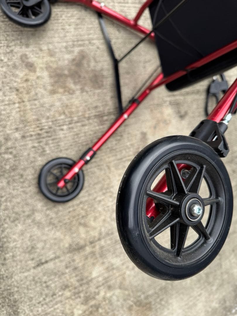 歩行器 メーカー ''Healthmeans walker''