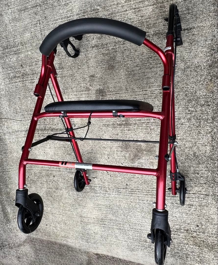 歩行器 メーカー ''Healthmeans walker''