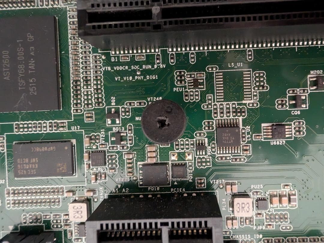 マザーボード ASRock Rack B650D4U-2L2T/BCM (AM5)