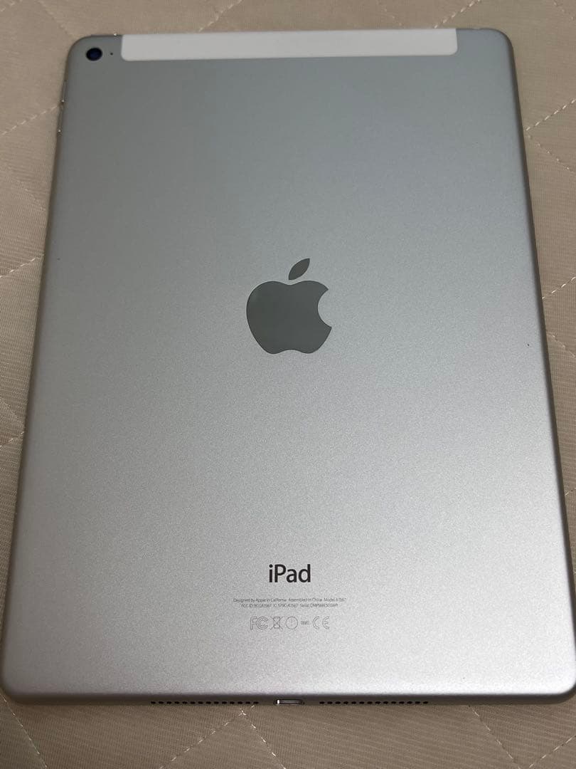 iPad Air2 第2世代 16GB A1567 ケース付き　スペースグレイ