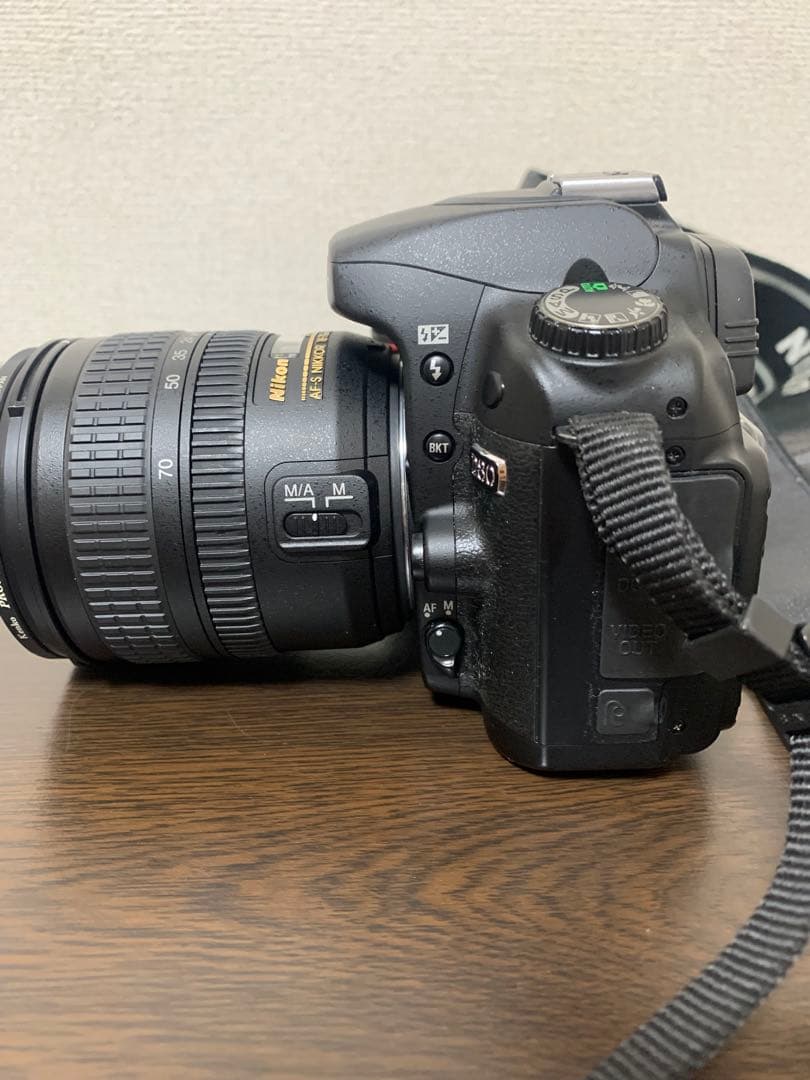 Nikon D80 レンズキット 18-70mm付 シャッター11422回