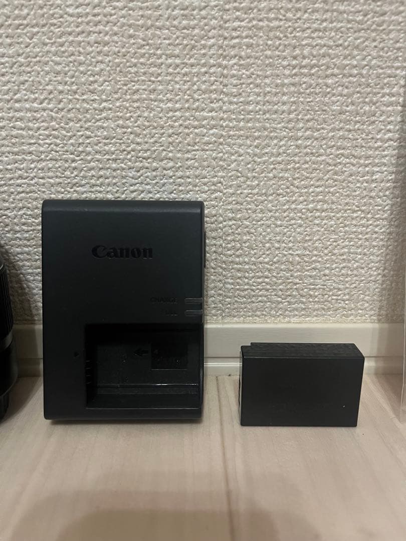 Canon EOS Kiss X10i 一眼レフカメラ