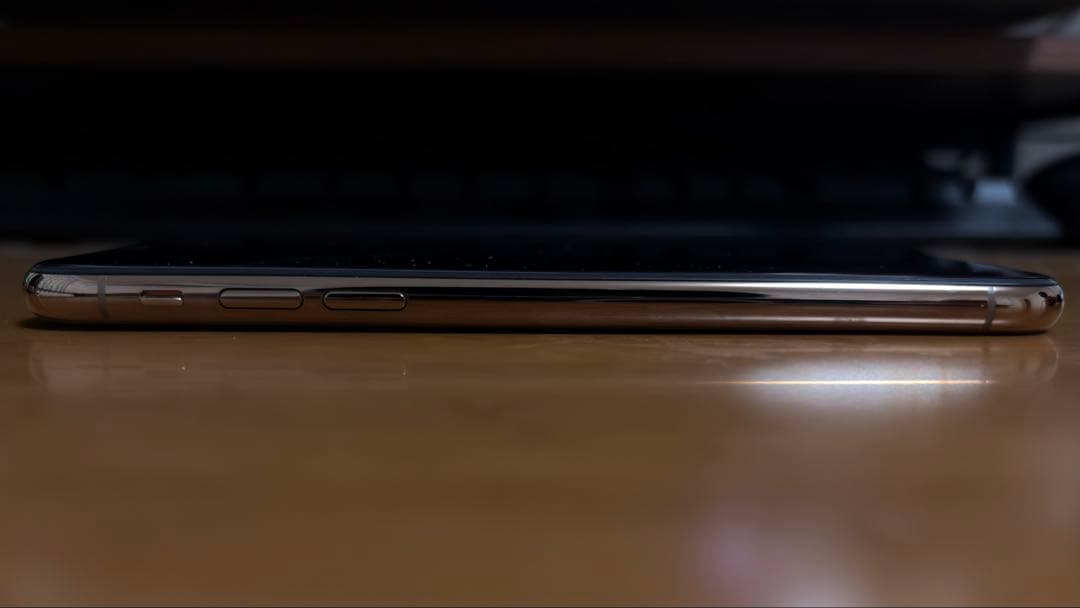 iPhone XS 256GB 74% ゴールド