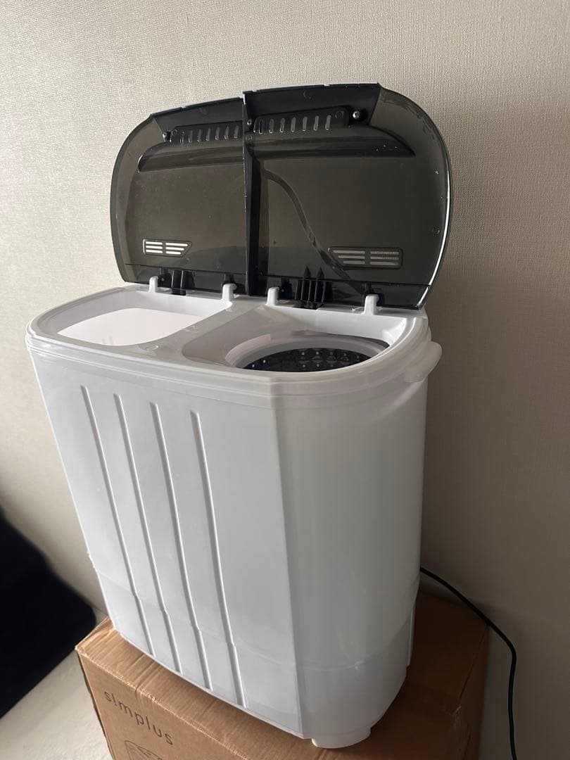 ニ槽式洗濯機　コンパクトサイズ