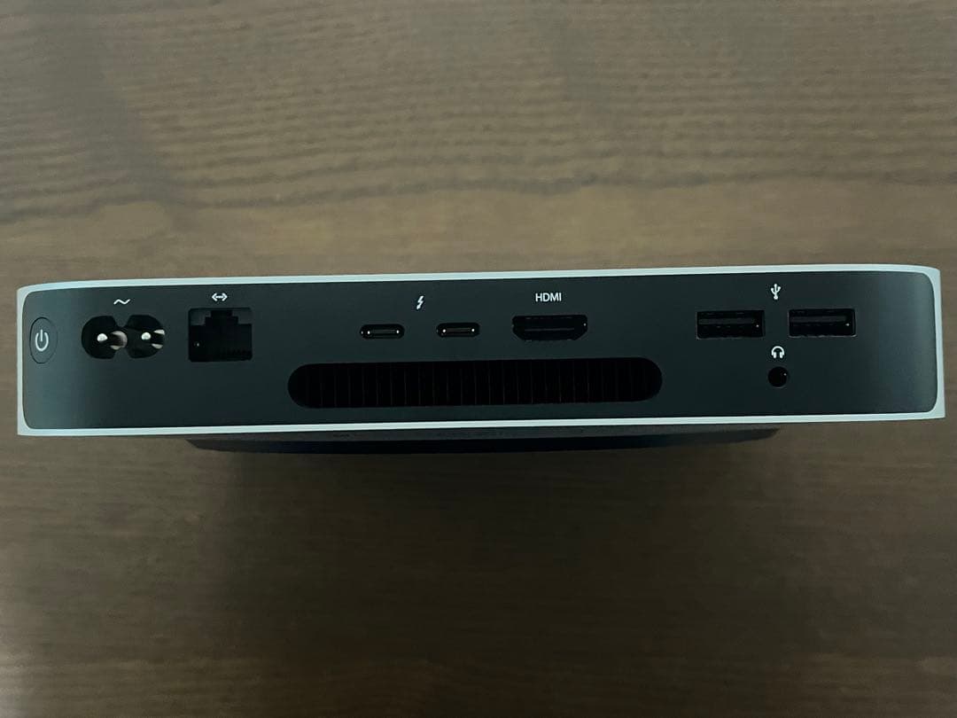 Mac mini M1、Trackpad