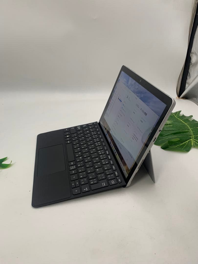 Windowsタブレット本体 Microsoft Go 3 64GB Core i3 10100Y