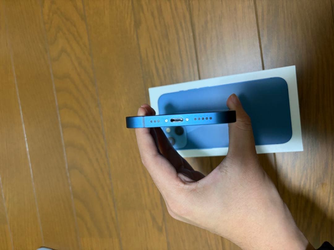 Apple iPhone 13 ブルー 本体と箱付き