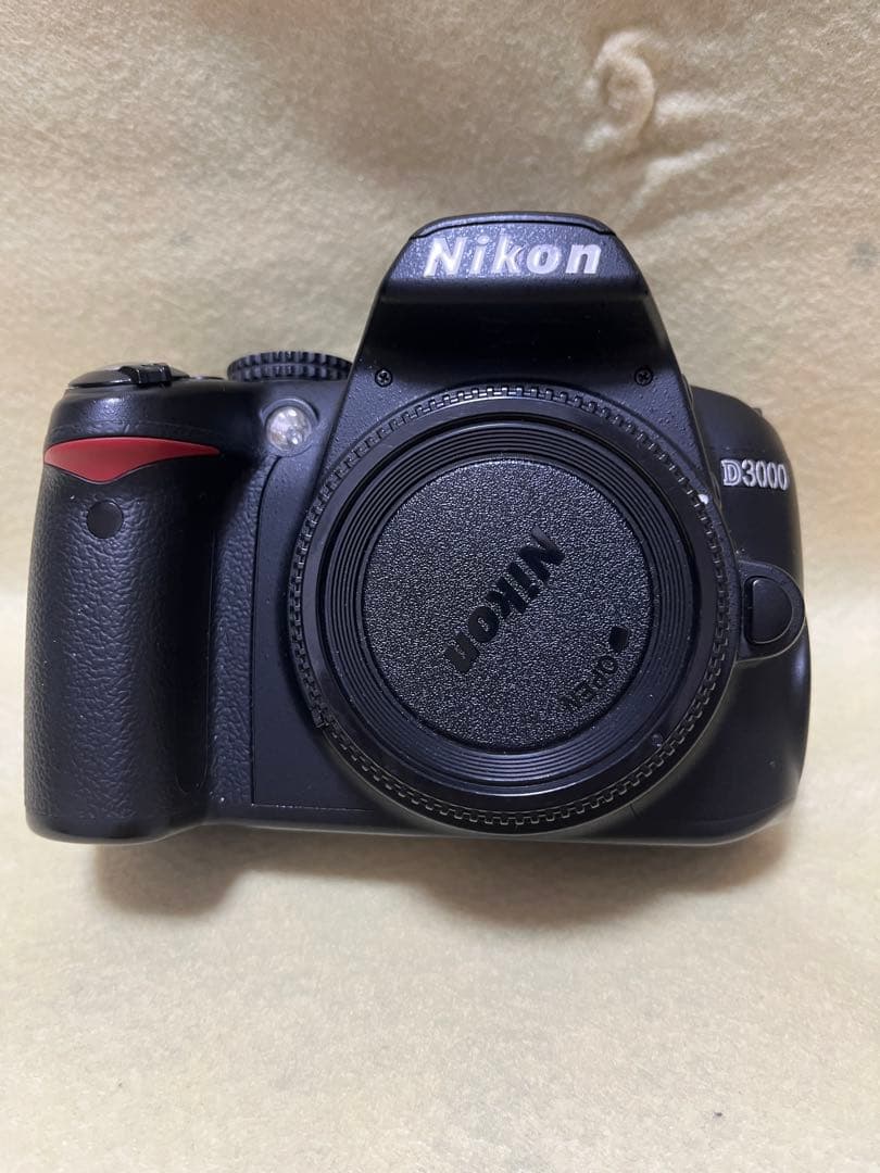 美品 Nikon D3000 デジタル一眼レフカメラKIT