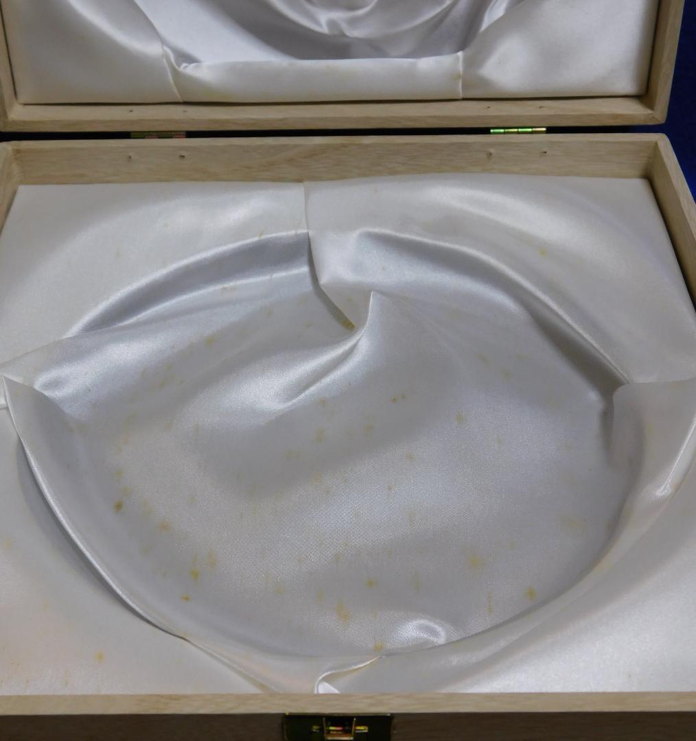 飛騨高山　春慶塗　丸盆と鉄鉢の化粧箱入りセット　☆新品未使用品☆