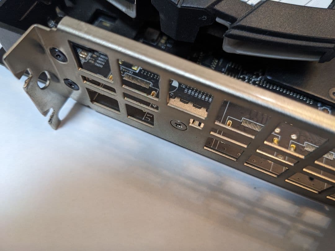 P104-100 8GB (GTX1070機能制限品)　AI等に【動作確認済】