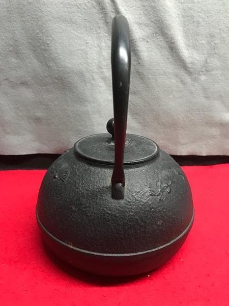 Y 中古 南部鉄瓶 南部鉄器 やかん 松の木模様 和風 工芸品 骨董品 S