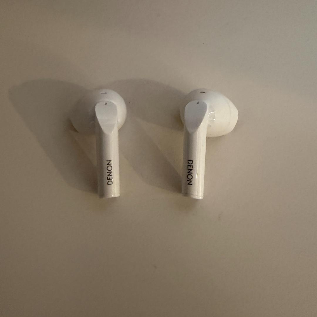 【極美品】DENON AH-C500W ワイヤレスイヤフォン AirPods