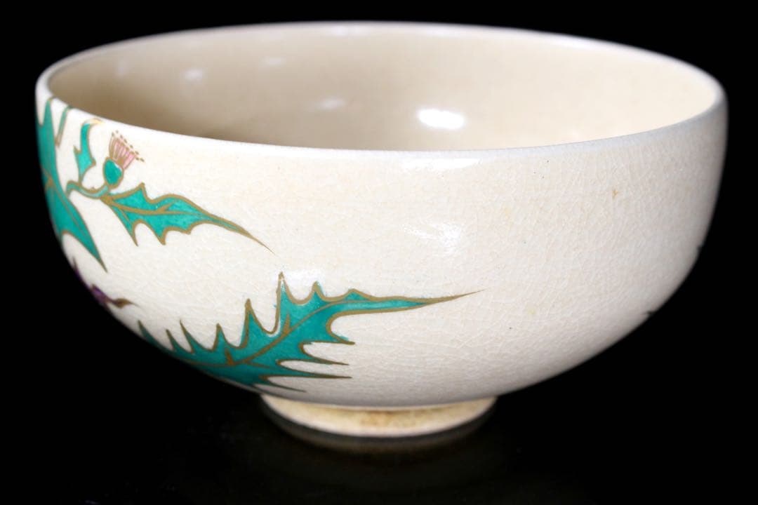 M12-1 清閑寺窯 杉田祥平 色絵仁清あざみ文茶碗 12.5cm 共箱 茶道具
