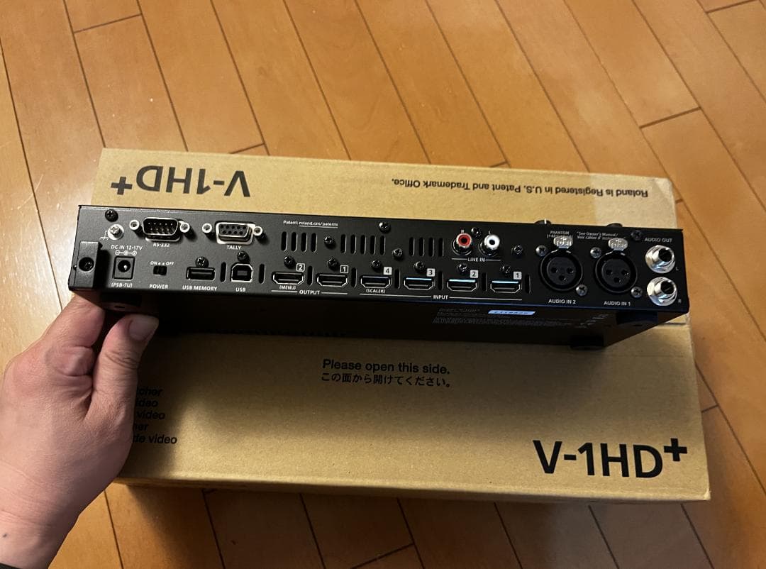 Roland V-1HD+ HDビデオスイッチャー 新品同様