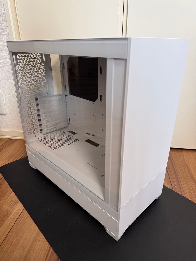 PCケース(自作PC用) Fractal Design Pop Silent White TG
