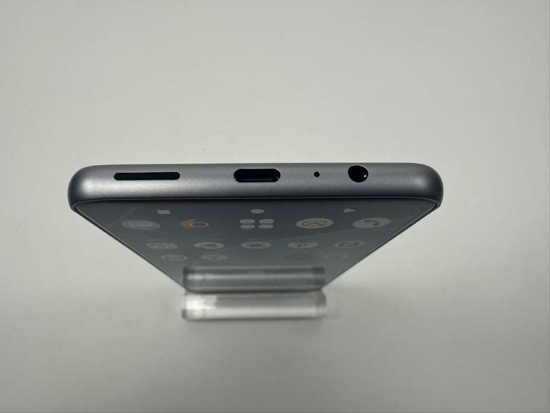 極美品 Arrows We2 Plus F-51E 256GB グレイ
