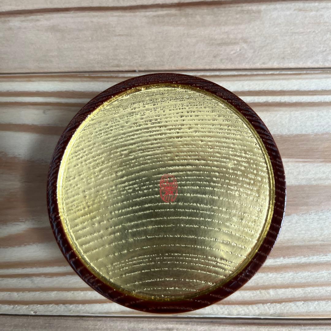 象彦　溜塗糸目香合　金箔