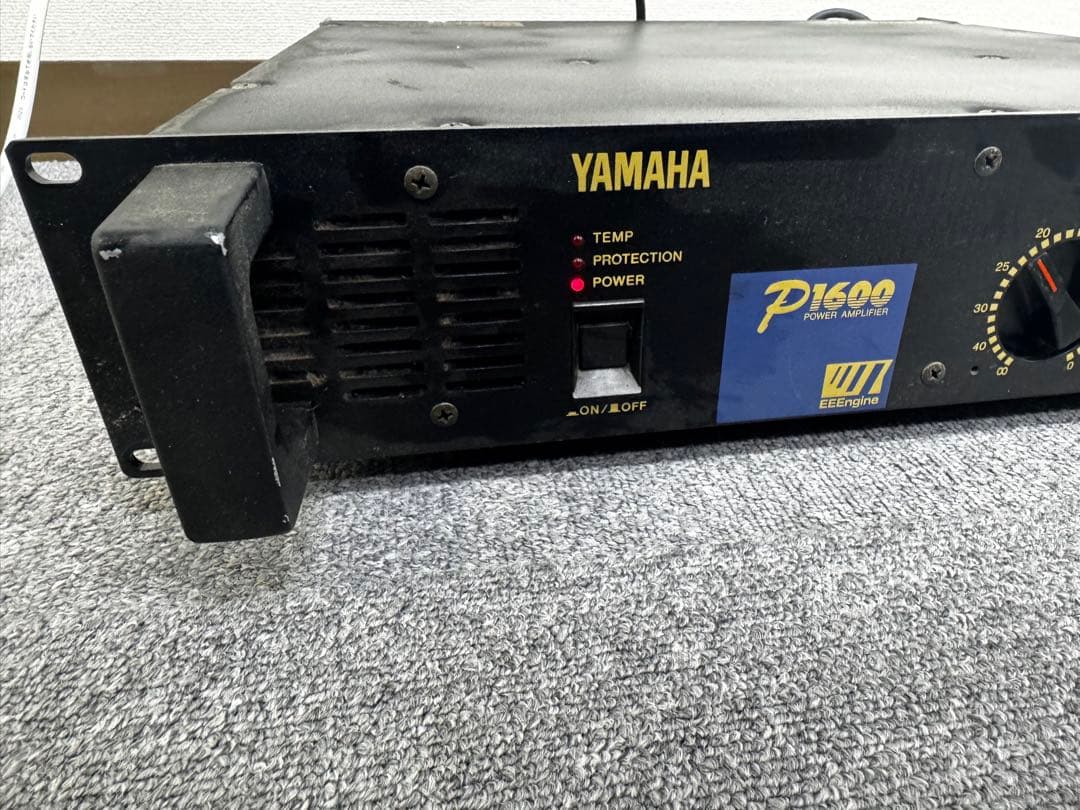 YAMAHA ヤマハ　パワーアンプ　P1600 8Ω 400W
