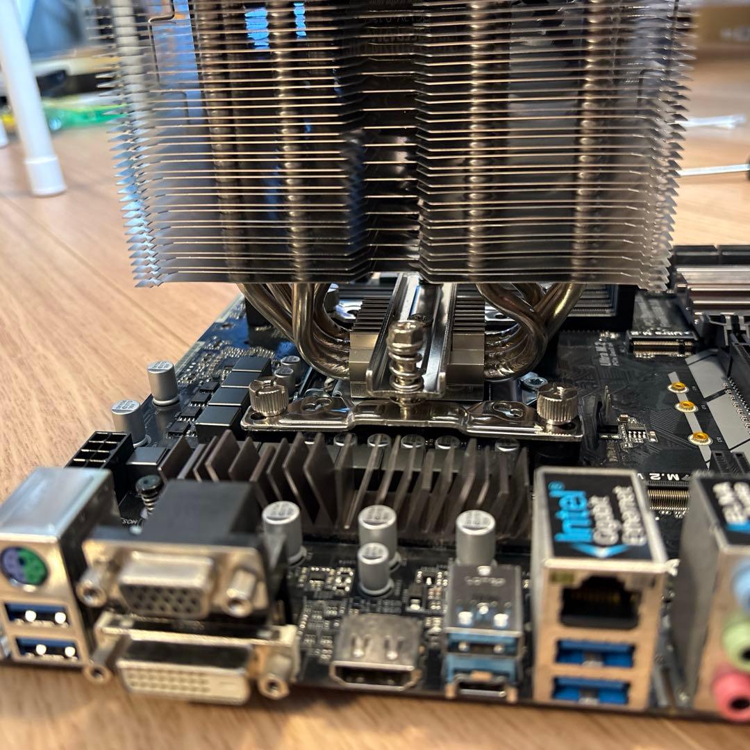 Corei7 8700K、Z370 Pro4 、CPUクーラーセット