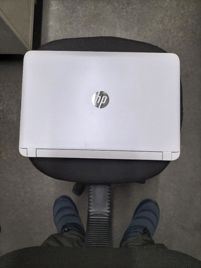 美品 HP ノートPC 本体 カメラ付き オフィス