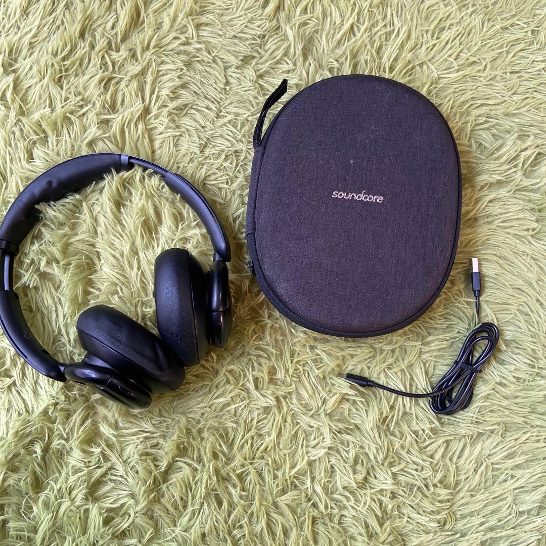 soundcore ワイヤレスヘッドホン ケース付き
