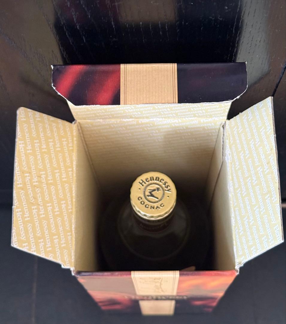Hennessy Privilege VSOP 700ml 箱あり