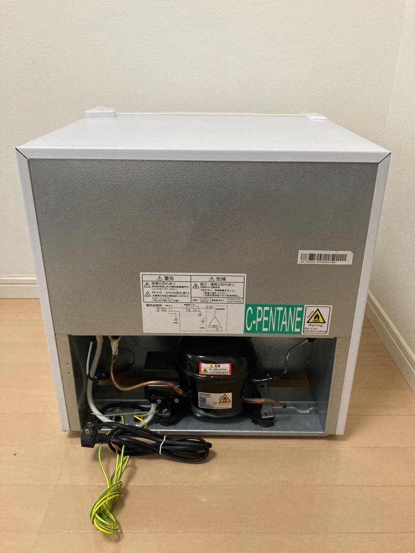 MAXZEN ホワイトコンパクト冷蔵庫