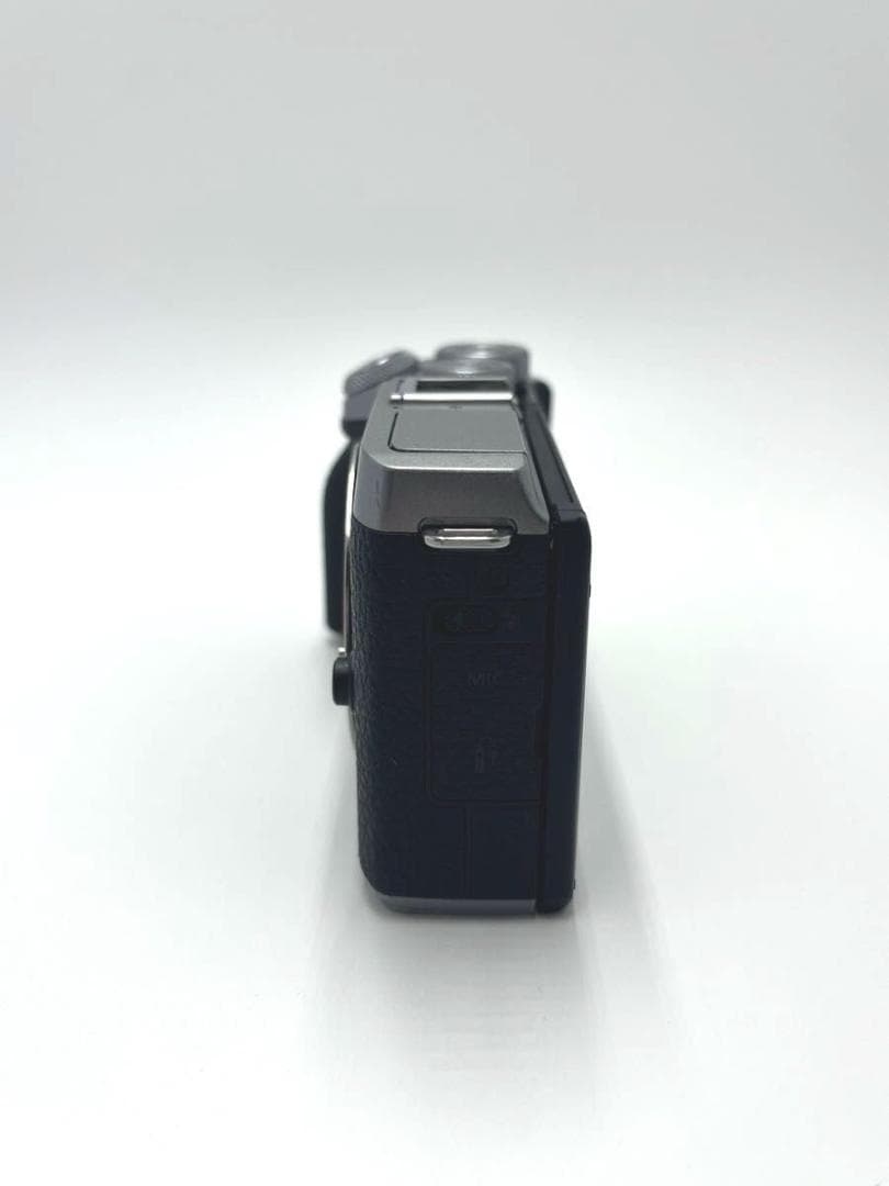 【美品】Canon EOS M6 Mark II ボディー シルバー