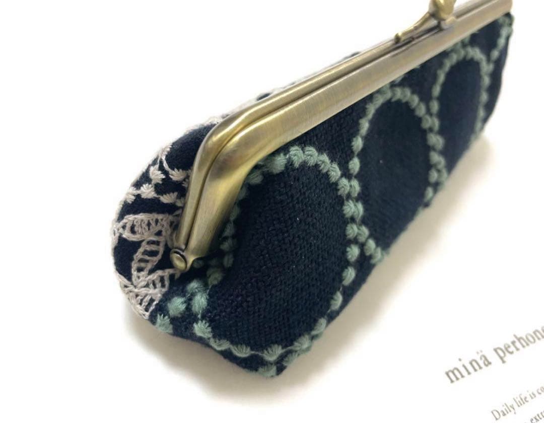 ⚮ミナペルホネン レアswing camellia 三角ペンケース がま口