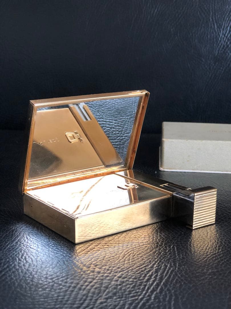 アンティーク　資生堂コンパクト　1950年代　真鍮製　未使用品　非売品